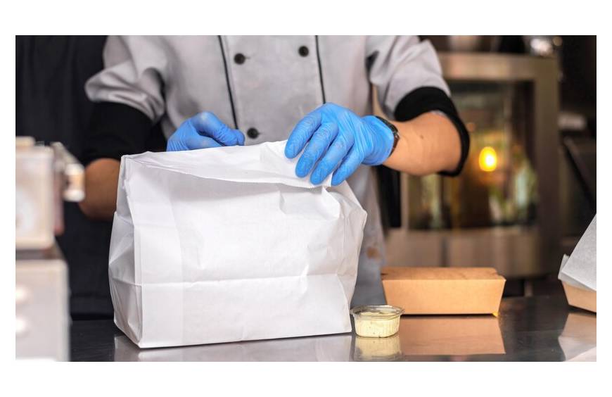 Cómo mantener limpios los envases de alimentos con los guantes de nitrilo desechables